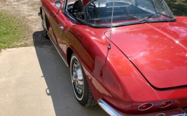 Chevrolet-Corvette-1962-6