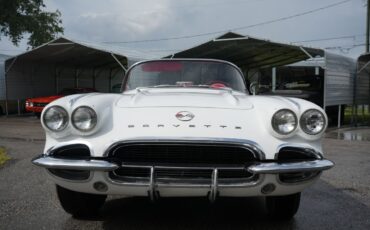 Chevrolet-Corvette-1962-Convertible-1