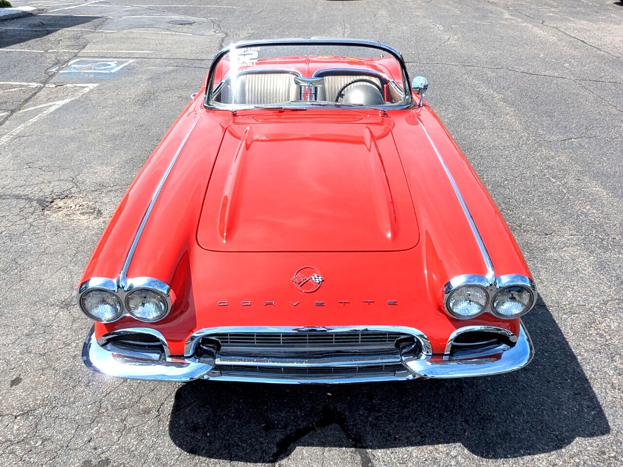 Chevrolet-Corvette-1962-Convertible-1