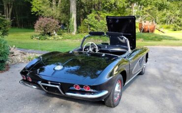 Chevrolet-Corvette-1962-Convertible-12