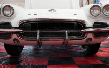Chevrolet-Corvette-1962-Convertible-13