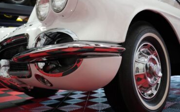 Chevrolet-Corvette-1962-Convertible-14