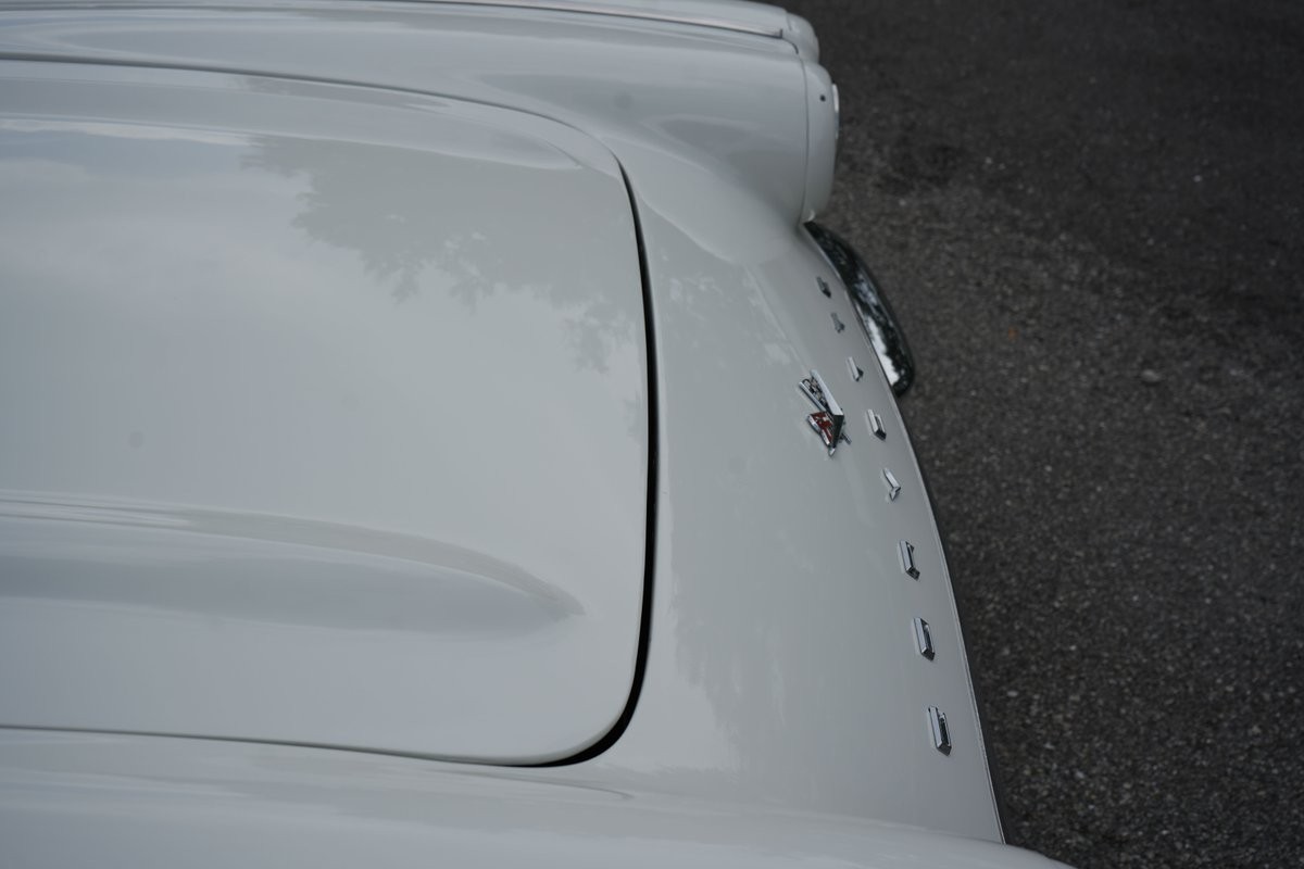 Chevrolet-Corvette-1962-Convertible-15