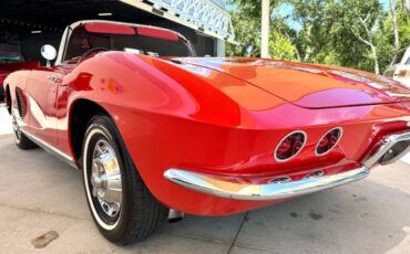 Chevrolet-Corvette-1962-Convertible-16
