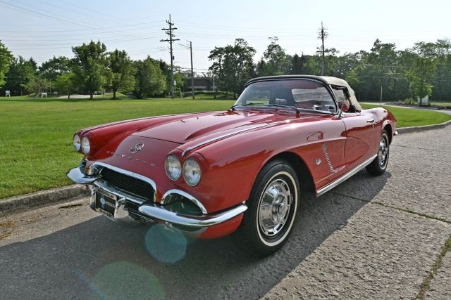 Chevrolet-Corvette-1962-Convertible-16