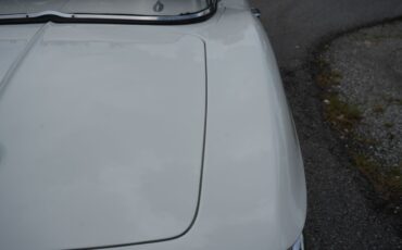 Chevrolet-Corvette-1962-Convertible-17