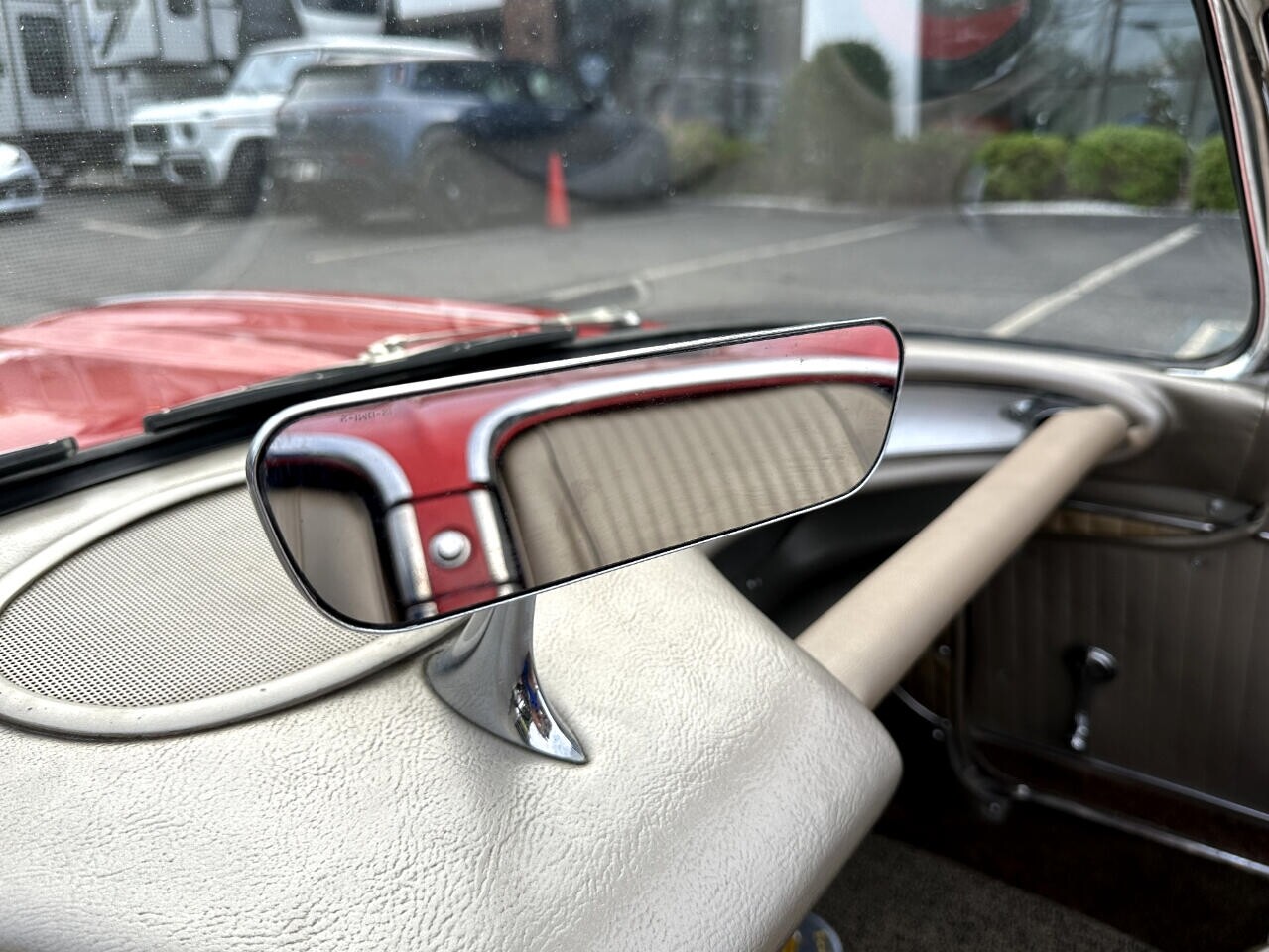 Chevrolet-Corvette-1962-Convertible-18