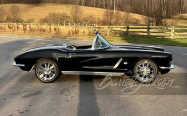 Chevrolet-Corvette-1962-Convertible-19