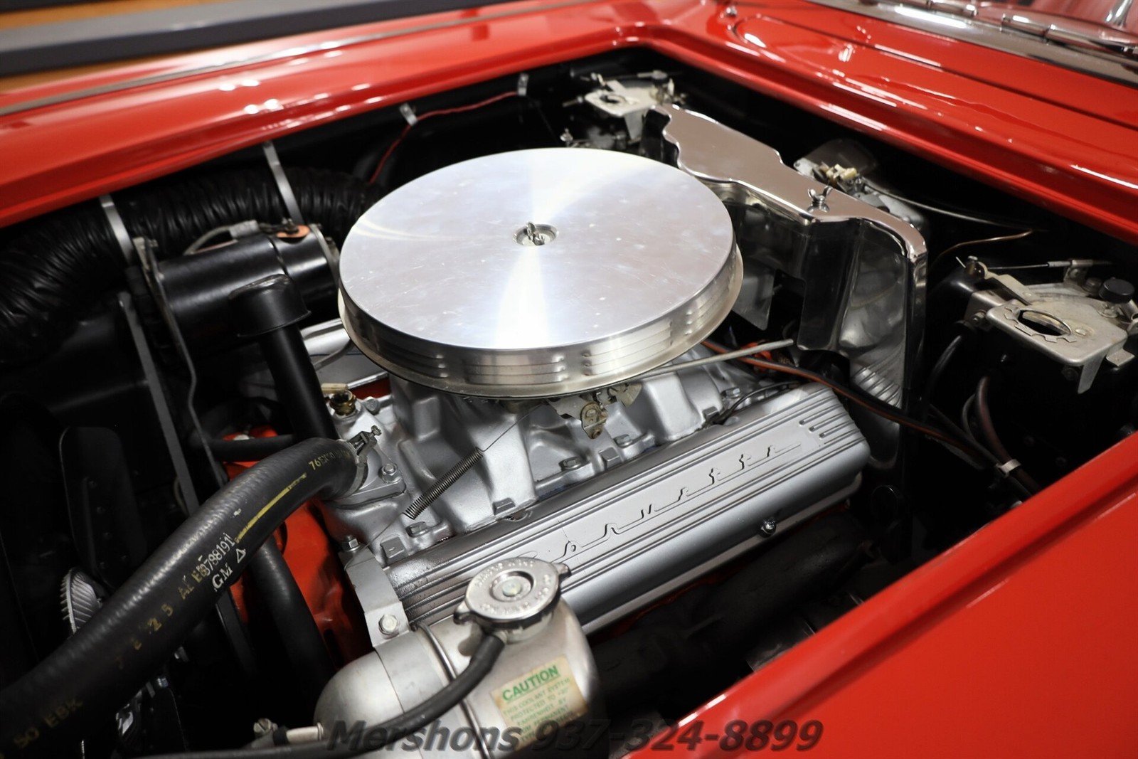Chevrolet-Corvette-1962-Convertible-2