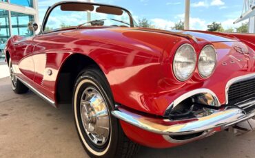 Chevrolet-Corvette-1962-Convertible-20