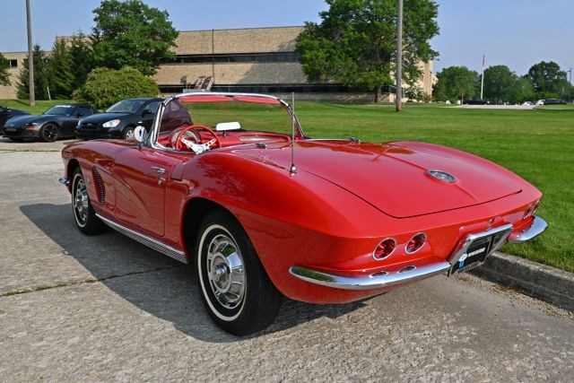 Chevrolet-Corvette-1962-Convertible-20