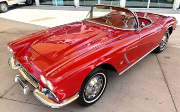 Chevrolet-Corvette-1962-Convertible-21