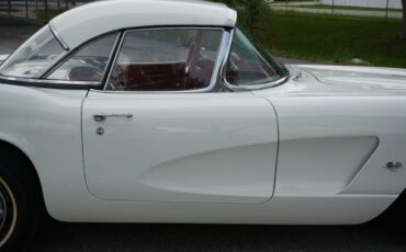 Chevrolet-Corvette-1962-Convertible-22