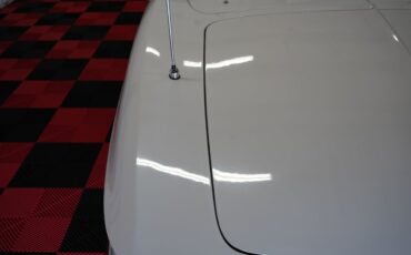 Chevrolet-Corvette-1962-Convertible-22