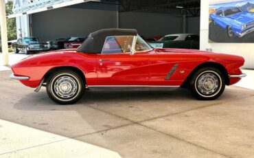 Chevrolet-Corvette-1962-Convertible-22