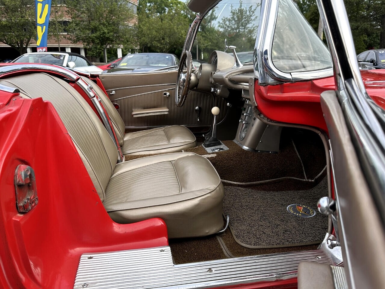 Chevrolet-Corvette-1962-Convertible-23