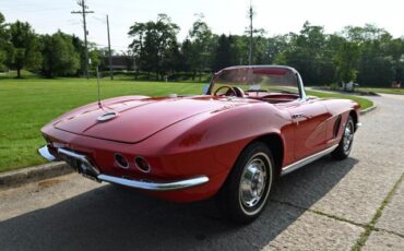 Chevrolet-Corvette-1962-Convertible-23