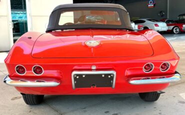 Chevrolet-Corvette-1962-Convertible-23