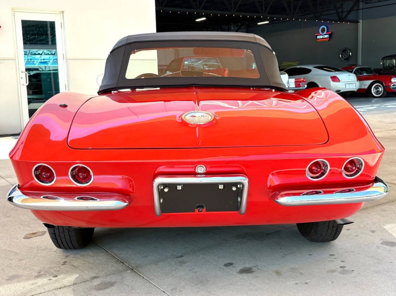 Chevrolet-Corvette-1962-Convertible-23