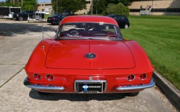 Chevrolet-Corvette-1962-Convertible-24