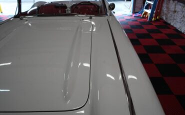 Chevrolet-Corvette-1962-Convertible-25