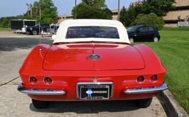 Chevrolet-Corvette-1962-Convertible-26