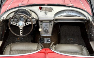 Chevrolet-Corvette-1962-Convertible-26