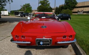 Chevrolet-Corvette-1962-Convertible-27