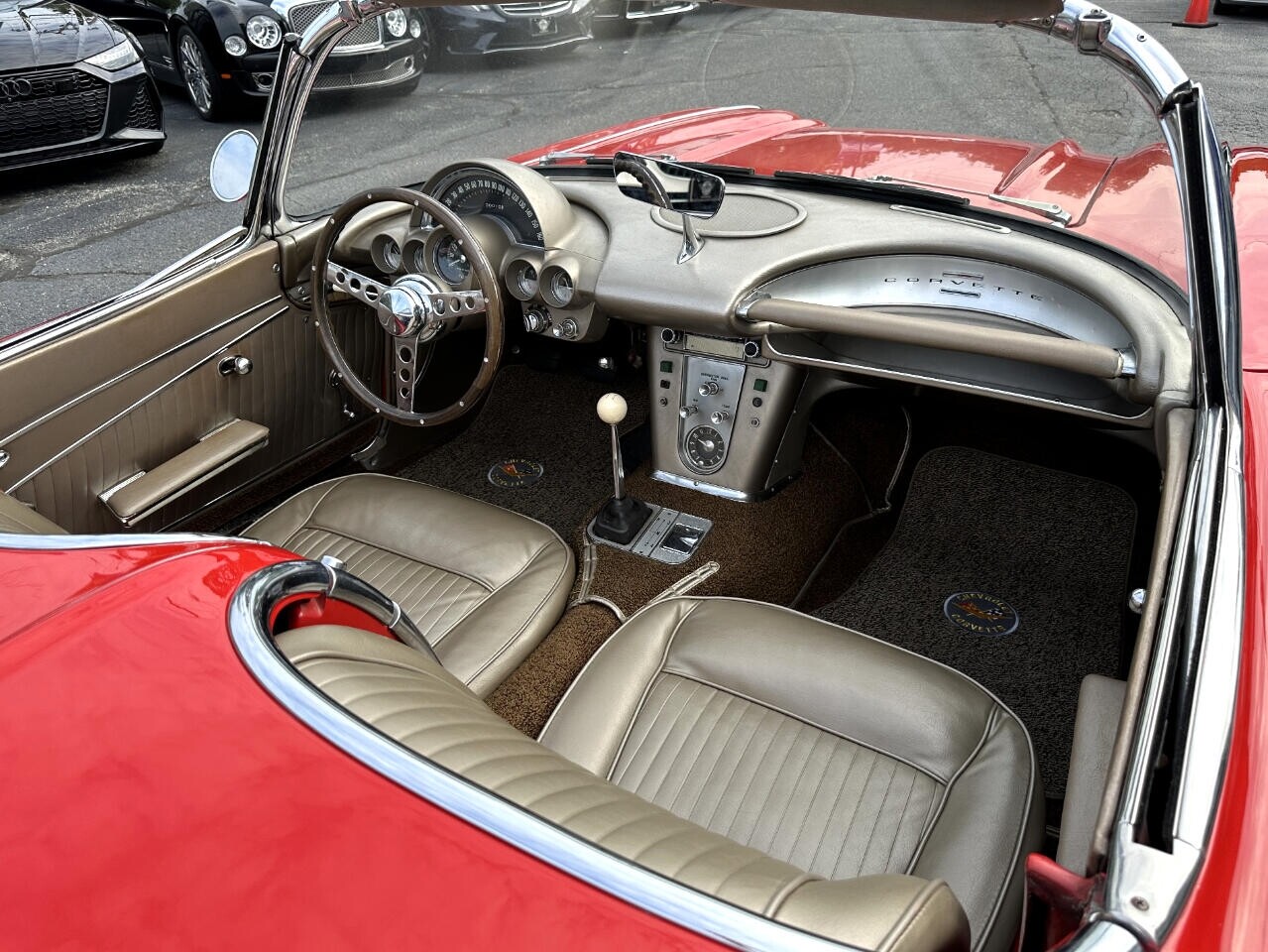Chevrolet-Corvette-1962-Convertible-28