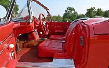 Chevrolet-Corvette-1962-Convertible-29