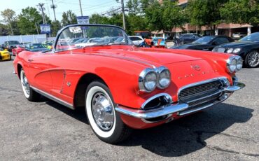 Chevrolet-Corvette-1962-Convertible-3
