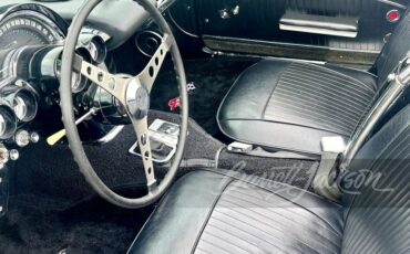 Chevrolet-Corvette-1962-Convertible-30
