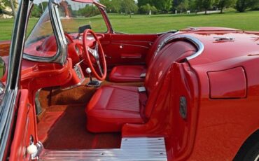 Chevrolet-Corvette-1962-Convertible-30