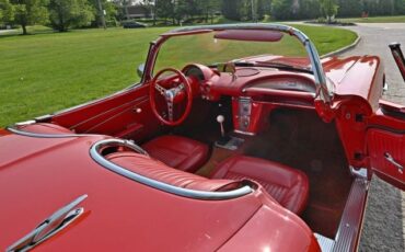 Chevrolet-Corvette-1962-Convertible-32