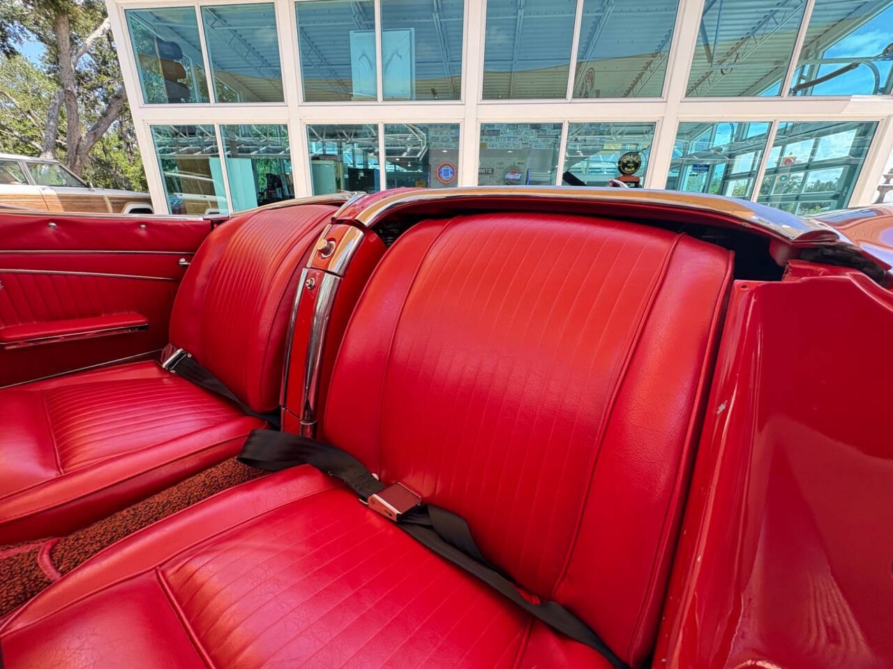 Chevrolet-Corvette-1962-Convertible-32