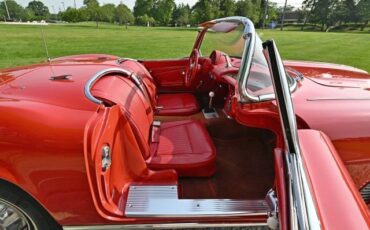 Chevrolet-Corvette-1962-Convertible-34