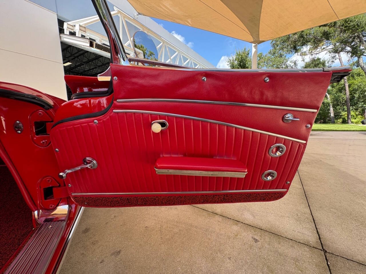 Chevrolet-Corvette-1962-Convertible-34