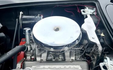 Chevrolet-Corvette-1962-Convertible-35