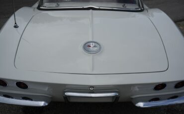 Chevrolet-Corvette-1962-Convertible-35