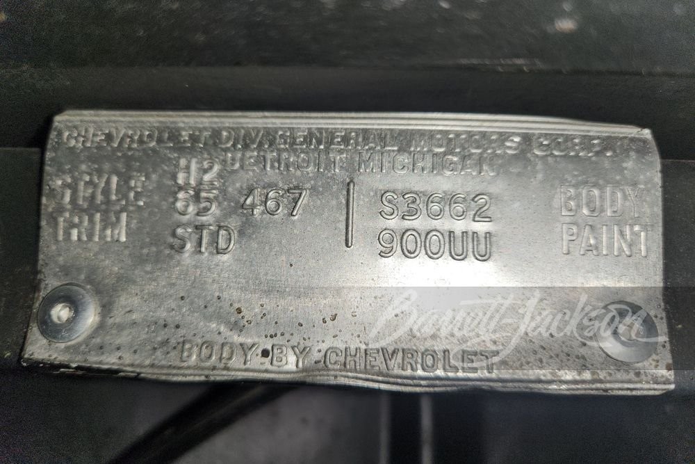 Chevrolet-Corvette-1962-Convertible-36