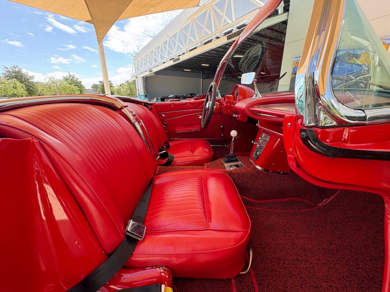 Chevrolet-Corvette-1962-Convertible-36