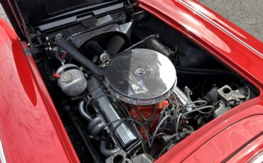 Chevrolet-Corvette-1962-Convertible-36