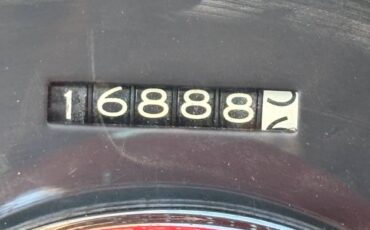 Chevrolet-Corvette-1962-Convertible-39