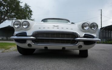 Chevrolet-Corvette-1962-Convertible-4