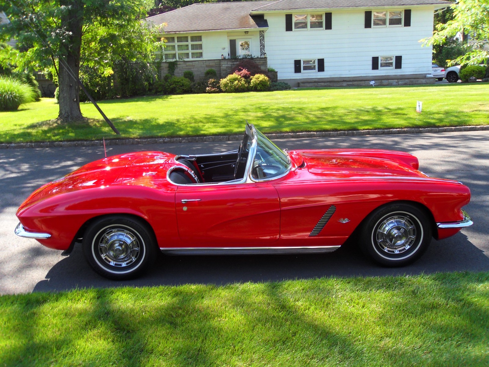 Chevrolet-Corvette-1962-Convertible
