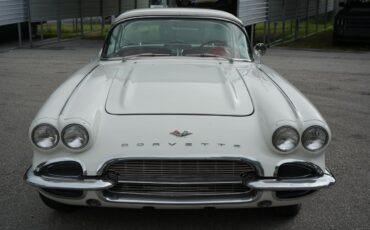 Chevrolet-Corvette-1962-Convertible-5