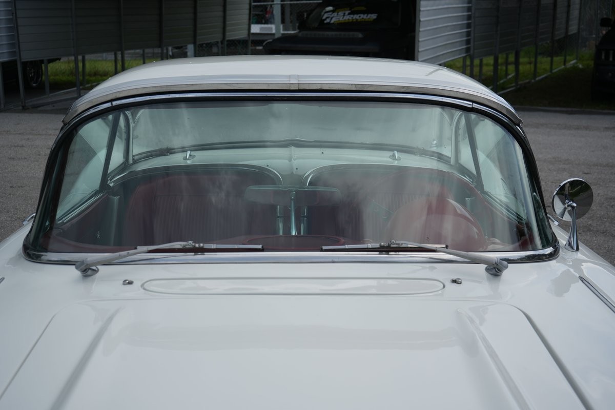 Chevrolet-Corvette-1962-Convertible-6