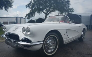 Chevrolet-Corvette-1962-Convertible-6