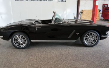 Chevrolet-Corvette-1962-Convertible-6