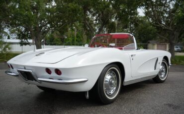 Chevrolet-Corvette-1962-Convertible-9